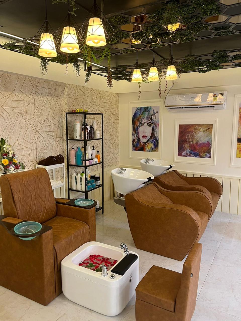 VLCC Salon, Cosmetology Clinic in Wakad